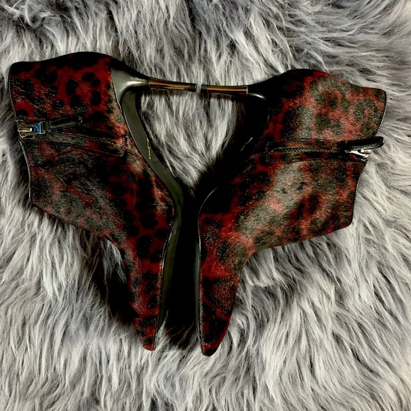 Brian Atwood 7.5/38 - Picture 1 of 9